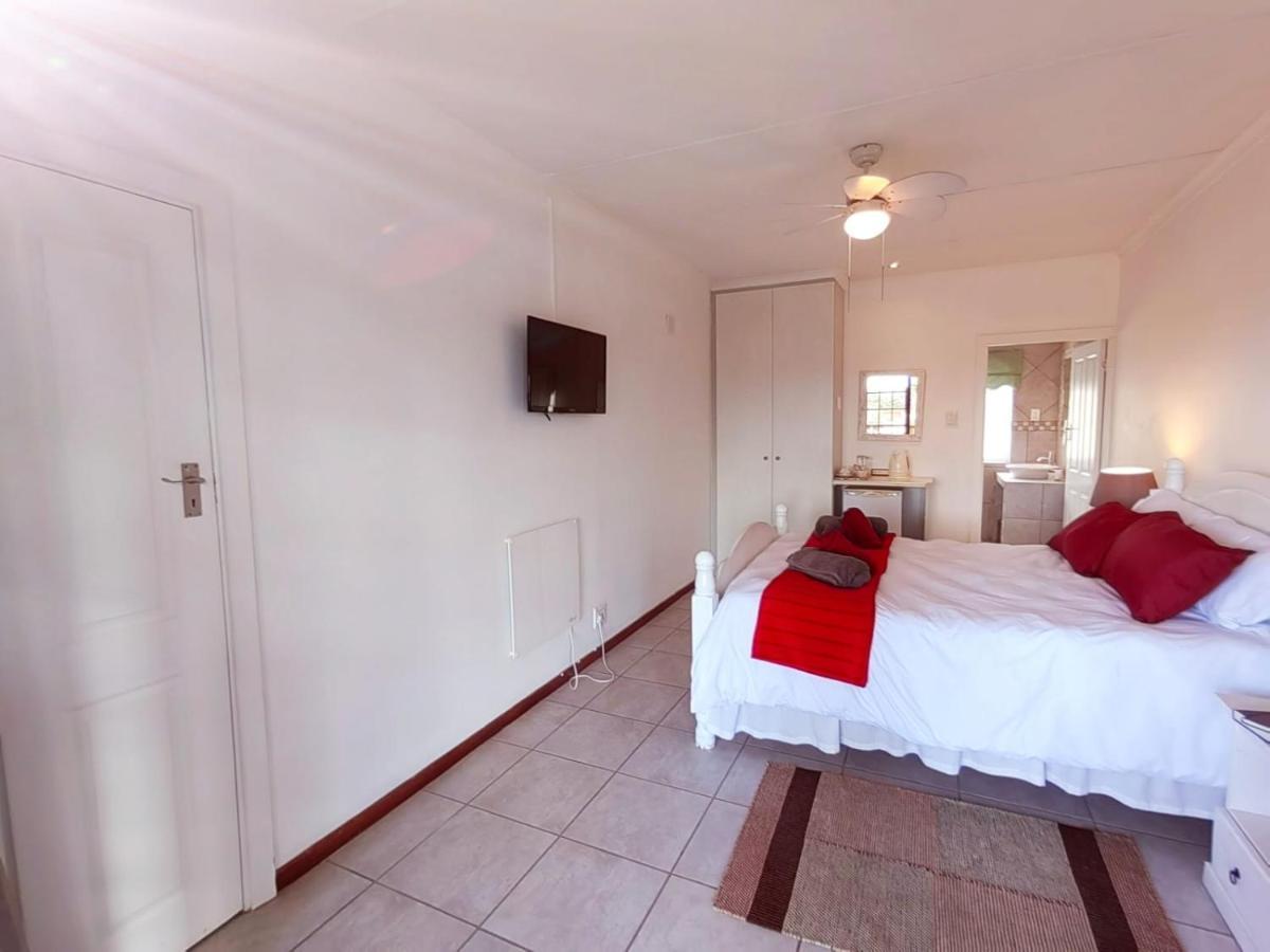 Aviators Paradise Guest House 모젤베이 외부 사진