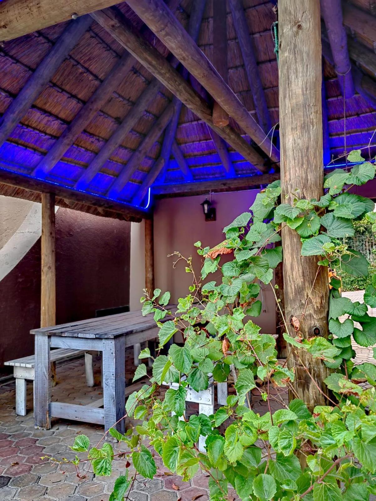 Aviators Paradise Guest House 모젤베이 외부 사진